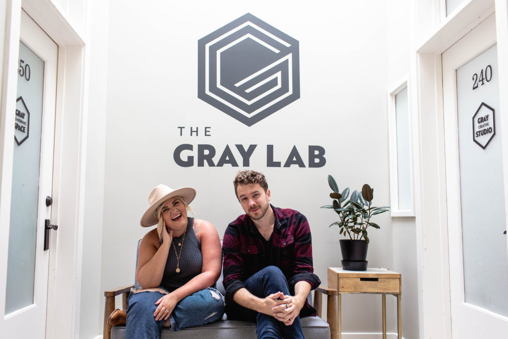 Kimmy Neal et Bryon Neal Daniels du Grey Lab